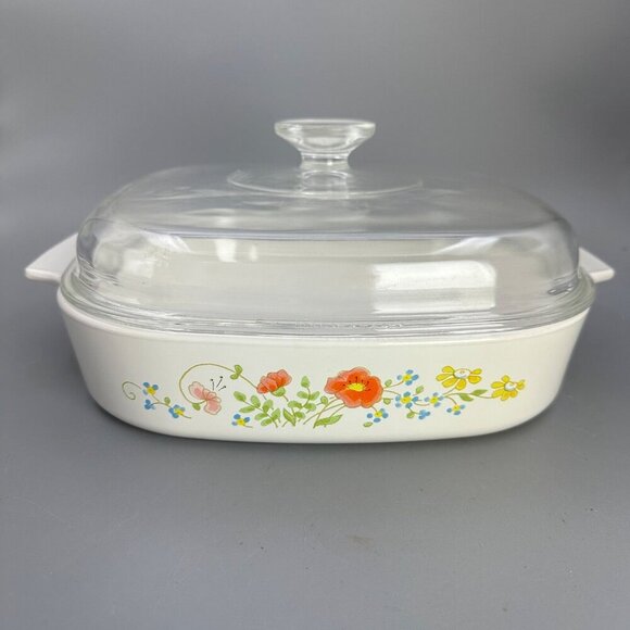 Vintage CORNING WARE Wildflower Casserole Baking Dish With Pyrex Lid 10" x 10" - Picture 1 of 6